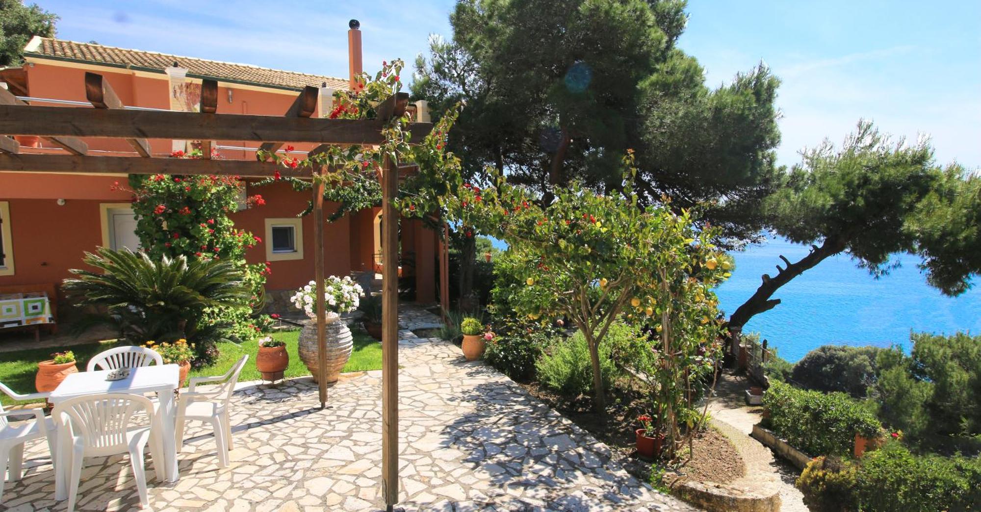 Apartment Takis On A With Private Garden And Sea View Pelekas