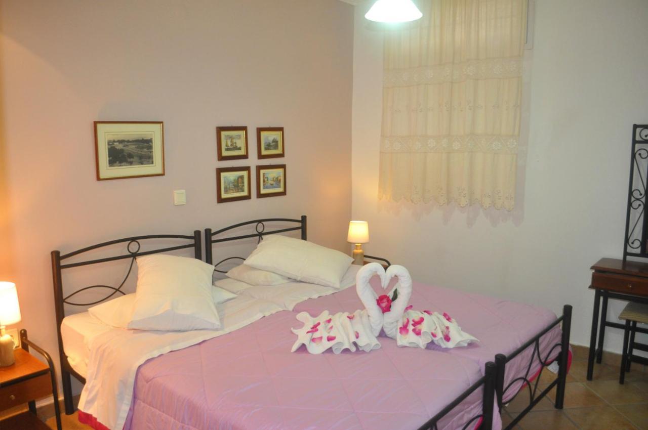 Takis On A With Private Garden And Sea View Appartement